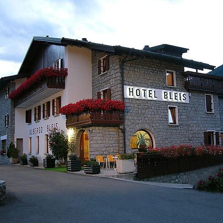 Hotel Bleis Ponte Di Legno Exterior photo